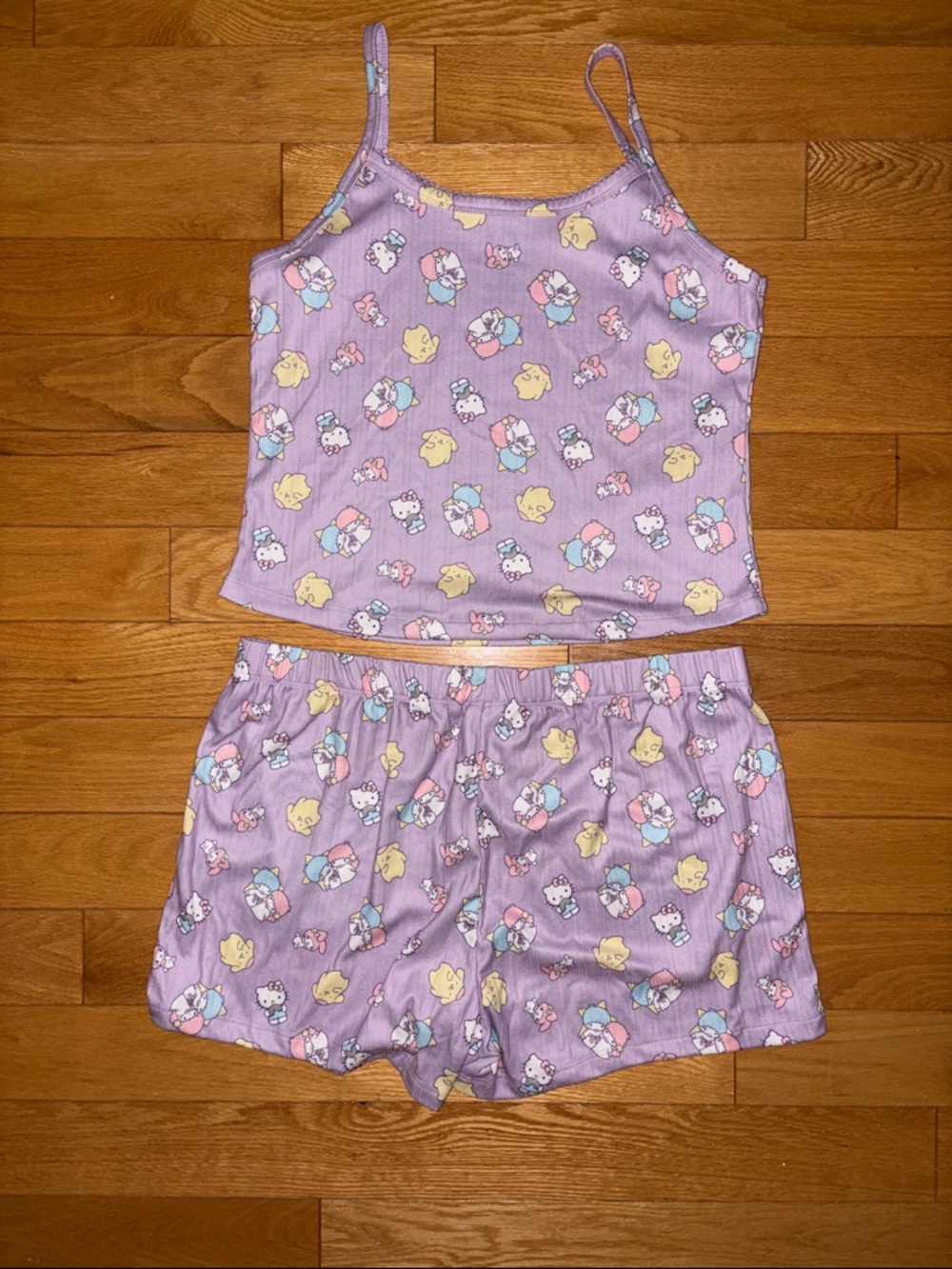 Hello Kitty Sanrio Lavender Tank & Shorts Pajama Set Pastel Character Print XL - Picture 3 of 6